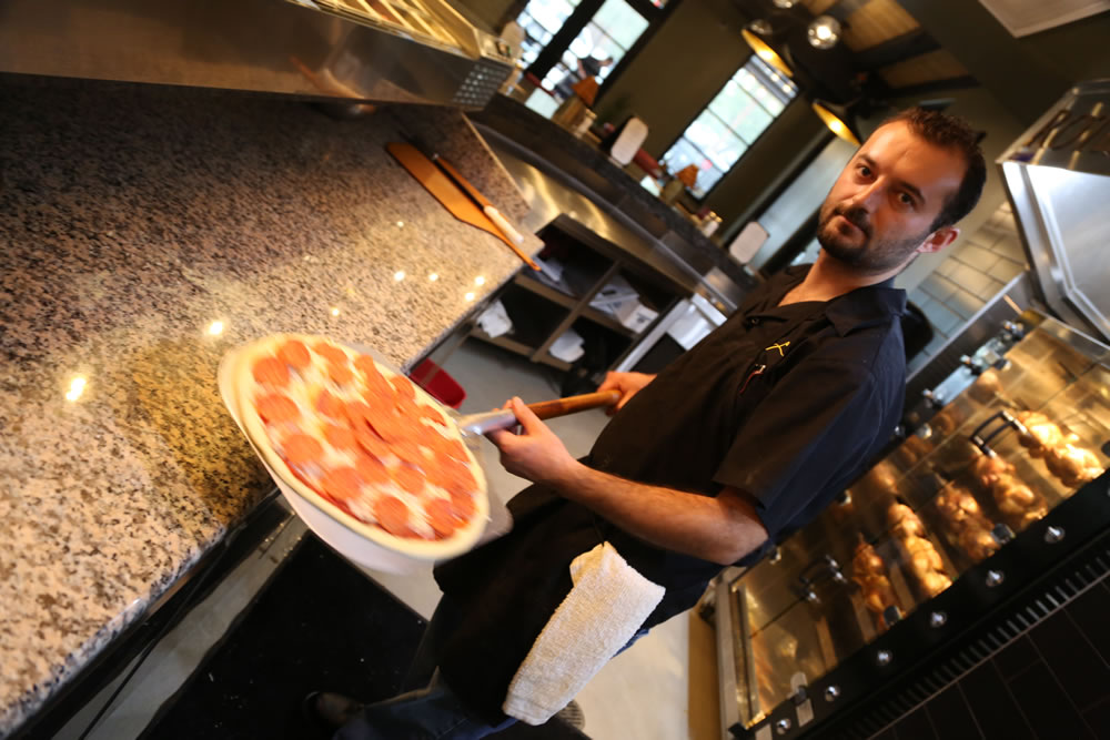 Fortun's Kitchen + Bar - Pizza Oven Action
